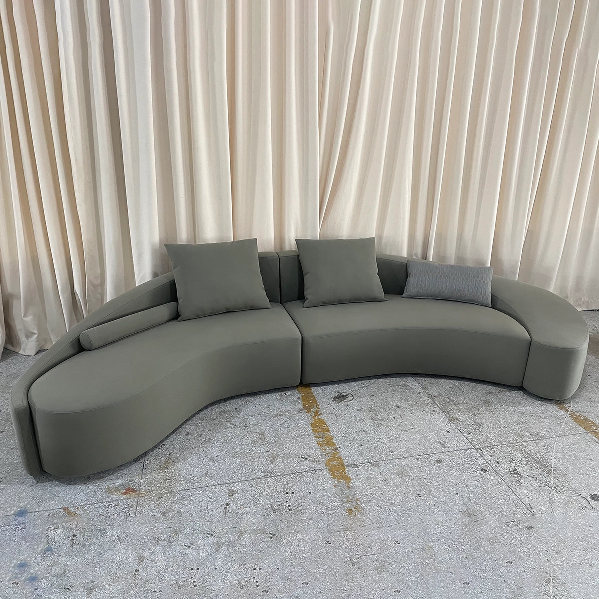 Modern Curved Sectional Sofa, Arc-Shaped Design with Elegant Cushions