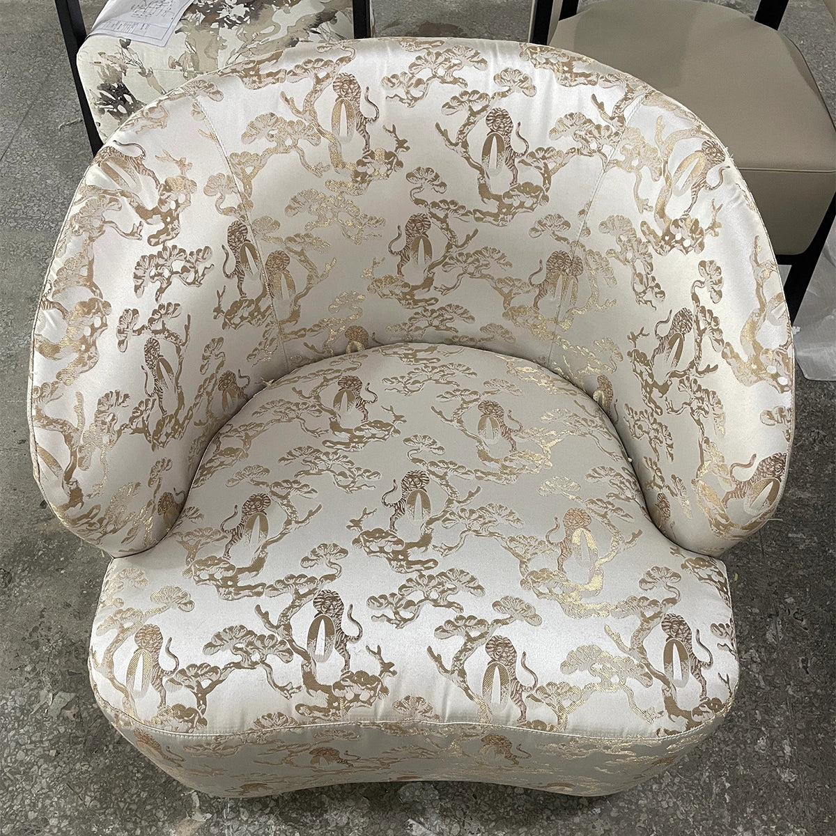 Elegant Single Armchair with Golden Floral Patterned Upholstery
